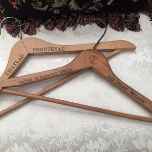 VTG LAS VEGAS & CHATEAU FRONTENAC Wood Hangers